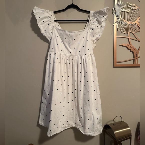 ARULA Dresses & Skirts - ARULA midi polka dot dress